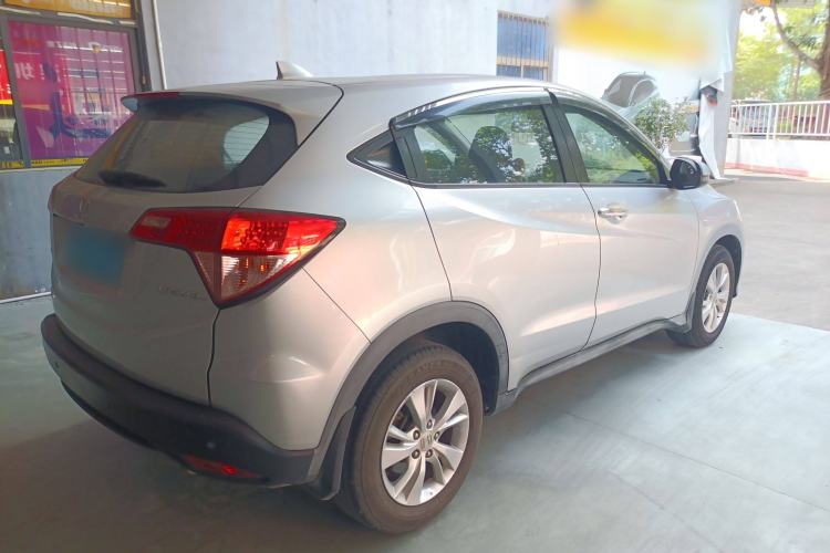 Used Honda Vezel 2015 1.5L CVT two-wheel drive Comfort trim Rear Right 45 Deg