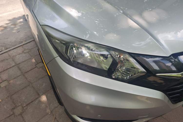 Used Honda Vezel 2015 1.8L CVT 2WD Elite Model Right Front Headlight