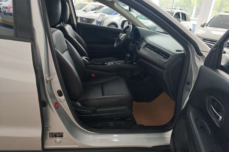 Used Honda Vezel 2015 1.5L CVT two-wheel drive Comfort trim Right Front Seat
