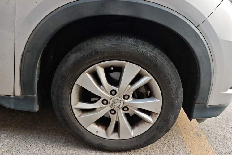 Used Honda Vezel 2015 1.5L CVT two-wheel drive Comfort trim Right Front Wheel Hub