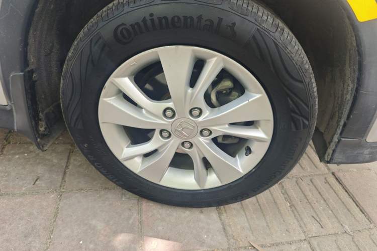 Used Honda Vezel 2015 1.8L CVT 2WD Elite Model Right Front Wheel Hub