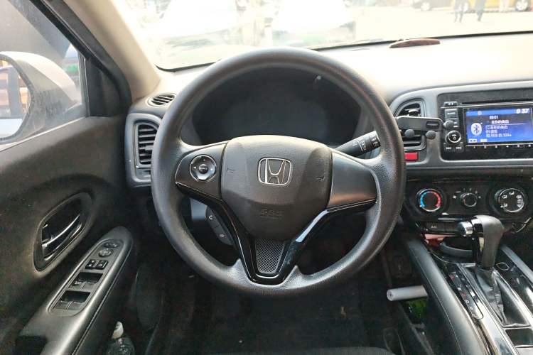 Used Honda Vezel 2015 1.5L CVT two-wheel drive Comfort trim Steering Wheel