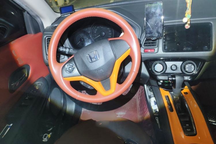 Used Honda Vezel 2015 1.5L CVT two-wheel drive Comfort trim Steering Wheel