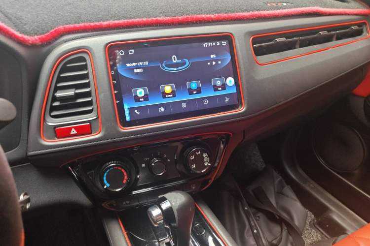 Used Honda Vezel 2015 1.5L CVT two-wheel drive Comfort trim Audio And AC Panel