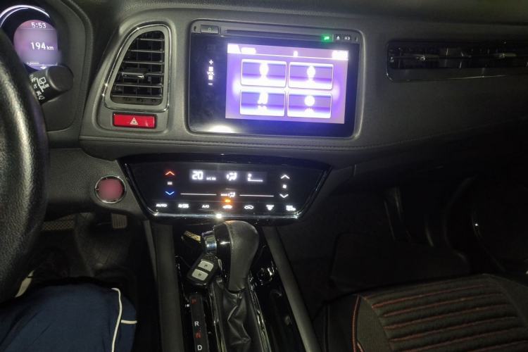 Used Honda Vezel 2015 1.8L CVT 2WD Luxury Model Audio And AC Panel