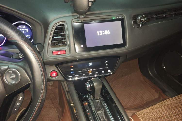 Used Honda Vezel 2015 1.8L CVT 2WD Luxury Model Audio And AC Panel