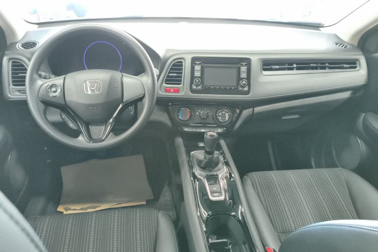 Used Honda Vezel 2015 1.8L Manual Two-Wheel Drive Elite Version Center Console