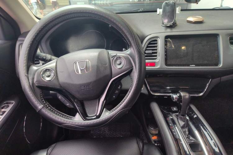 Used Honda Vezel 2015 1.8L CVT Four-Wheel Drive Flagship Model Center Console