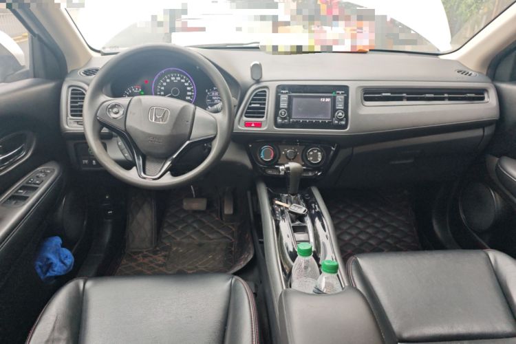 Used Honda Vezel 2015 1.5L CVT two-wheel drive Comfort trim Center Console