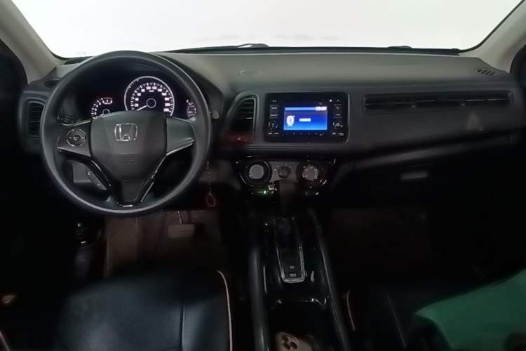 Used Honda Vezel 2015 1.5L CVT two-wheel drive Comfort trim Center Console