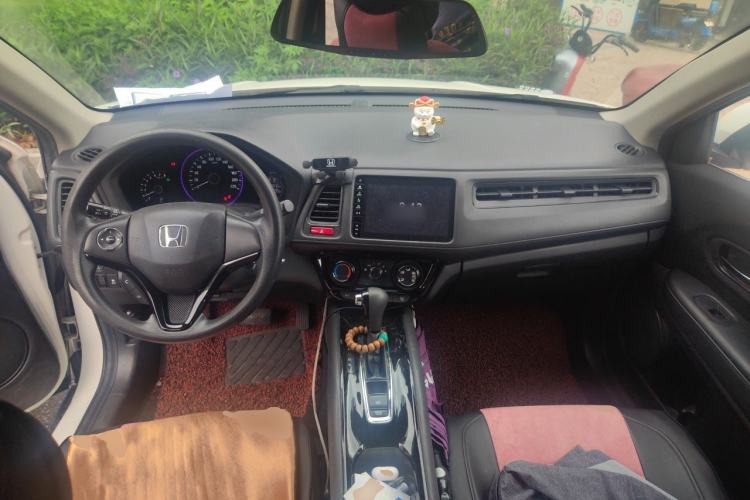 Used Honda Vezel 2015 1.5L CVT two-wheel drive Comfort trim Center Console