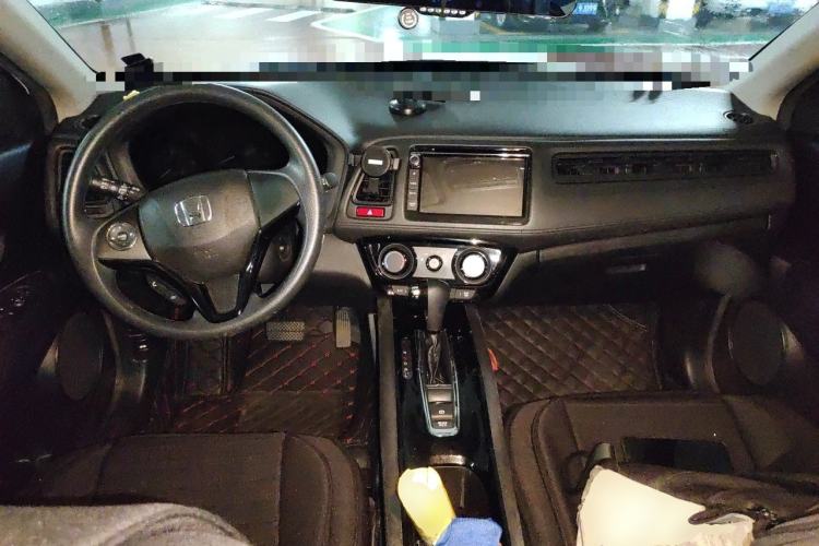 Used Honda Vezel 2015 1.5L CVT two-wheel drive Comfort trim Center Console
