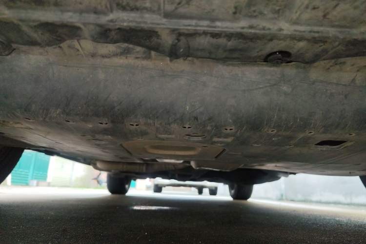 Used Honda Vezel 2015 1.8L CVT 2WD Luxury Model Chassis Front
