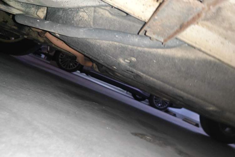 Used Honda Vezel 2015 1.5L CVT two-wheel drive Comfort trim Chassis Front Left