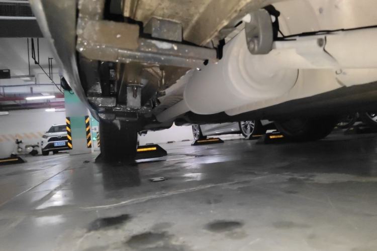 Used Honda Vezel 2015 1.8L CVT 2WD Luxury Model Chassis Front Right