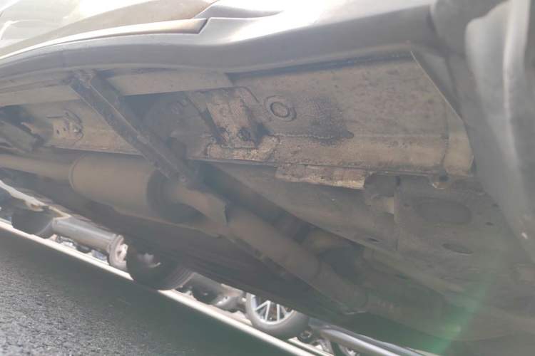 Used Honda Vezel 2015 1.8L CVT 2WD Luxury Model Chassis Front Right