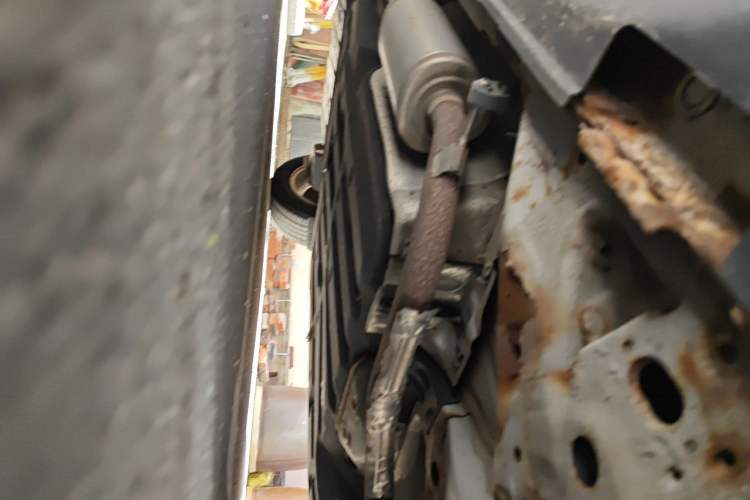 Used Honda Vezel 2015 1.5L CVT two-wheel drive Comfort trim Chassis Front Right