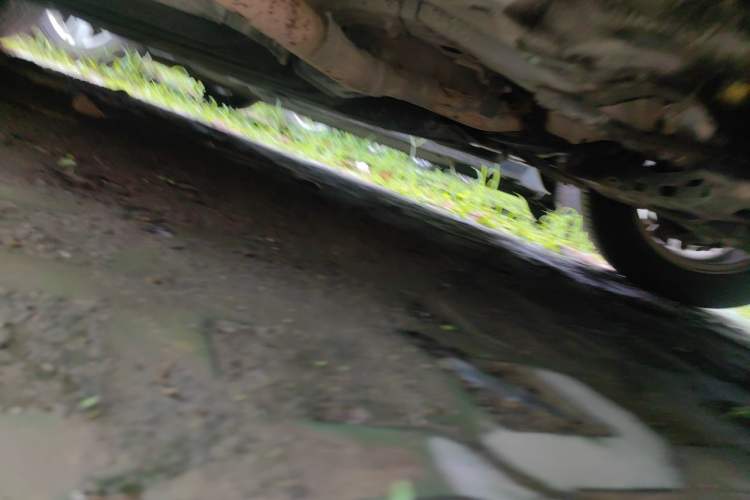 Used Honda Vezel 2015 1.5L CVT two-wheel drive Comfort trim Chassis Front Right
