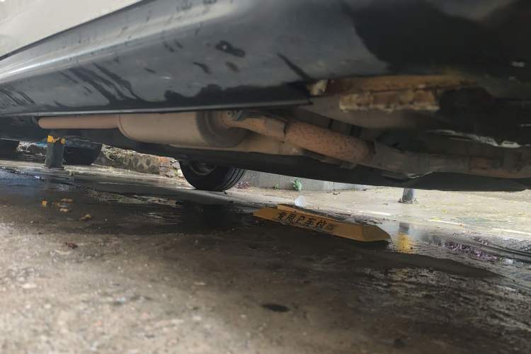 Used Honda Vezel 2015 1.5L CVT two-wheel drive Comfort trim Chassis Front Right