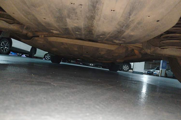 Used Honda Vezel 2015 1.5L CVT two-wheel drive Comfort trim Chassis Rear