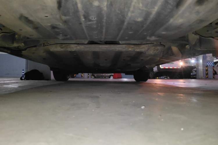 Used Honda Vezel 2015 1.5L CVT two-wheel drive Comfort trim Chassis Rear