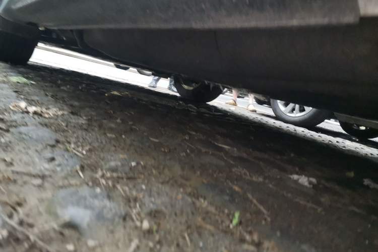 Used Honda Vezel 2015 1.5L CVT two-wheel drive Comfort trim Chassis Rear Left