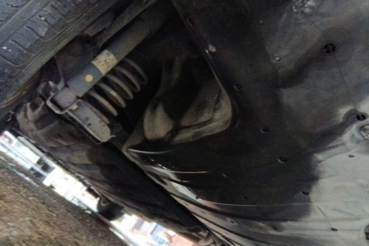 Used Honda Vezel 2015 1.5L CVT two-wheel drive Comfort trim Chassis Rear Left