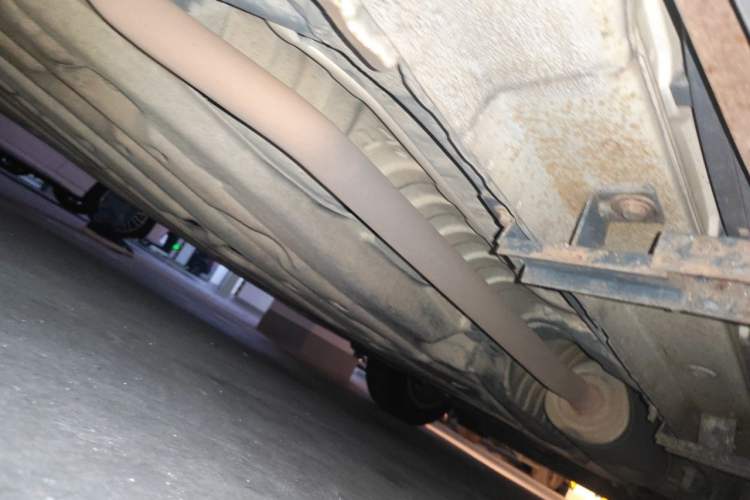 Used Honda Vezel 2015 1.5L CVT two-wheel drive Comfort trim Chassis Rear Right