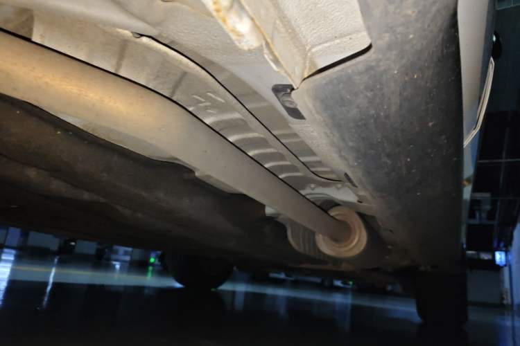 Used Honda Vezel 2015 1.8L CVT 2WD Elite Model Chassis Rear Right