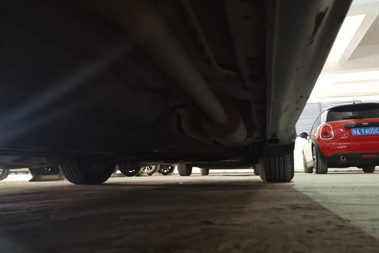 Used Honda Vezel 2015 1.8L CVT 2WD Elite Model Chassis Rear Right