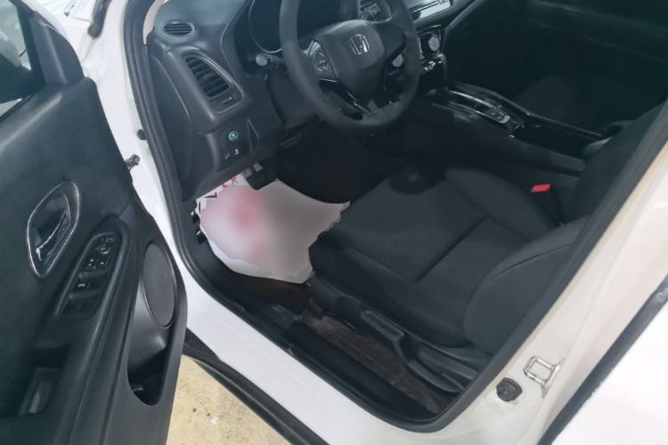 Used Honda Vezel 2015 1.5L CVT two-wheel drive Comfort trim Driver Seat