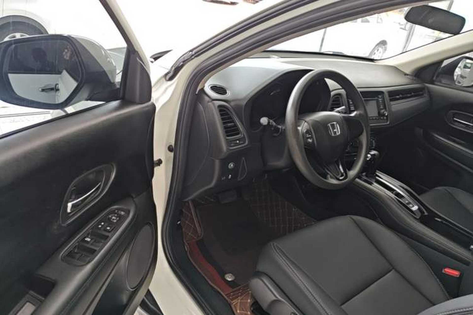 Used Honda Vezel 2015 1.5L CVT two-wheel drive Comfort trim Driver Seat