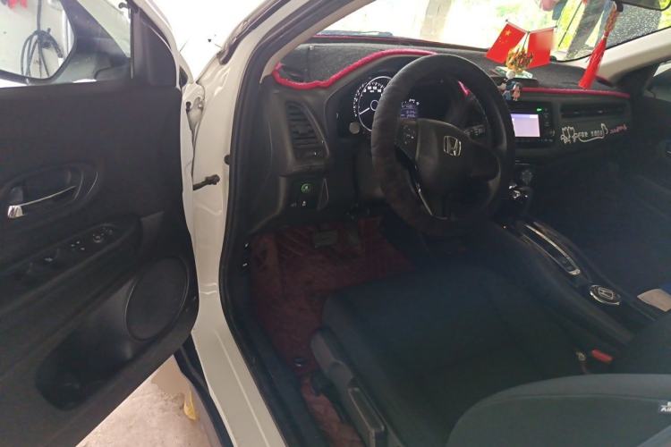 Used Honda Vezel 2015 1.5L CVT two-wheel drive Comfort trim Driver Seat