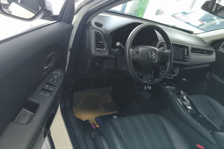 Used Honda Vezel 2015 1.8L Manual Two-Wheel Drive Elite Version Driver Seat