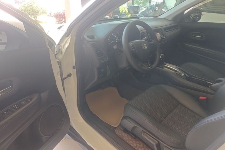 Used Honda Vezel 2015 1.8L CVT 2WD Elite Model Driver Seat