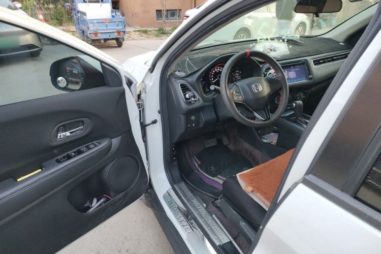 Used Honda Vezel 2015 1.5L CVT two-wheel drive Comfort trim Driver Seat