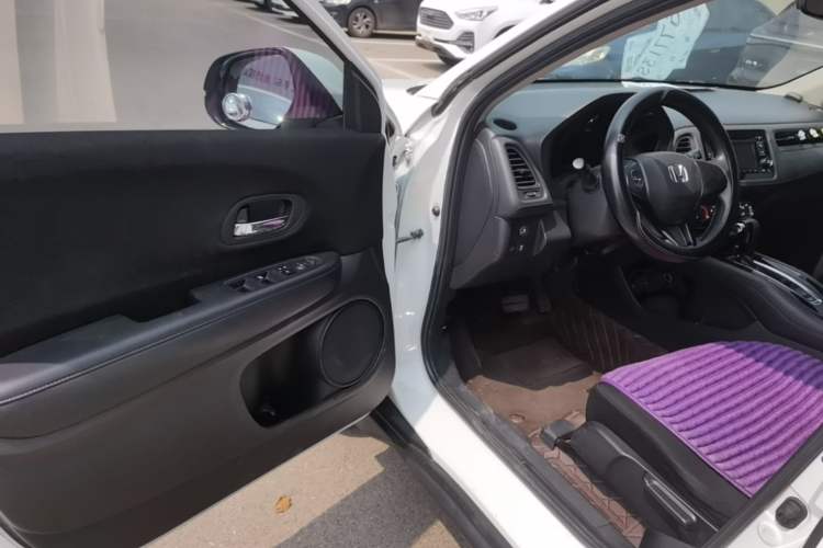 Used Honda Vezel 2015 1.5L CVT two-wheel drive Comfort trim Driver Seat