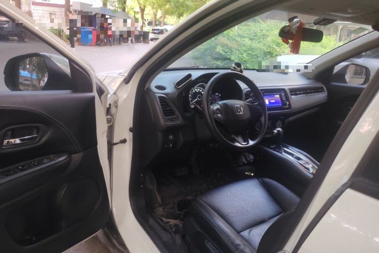 Used Honda Vezel 2015 1.5L CVT two-wheel drive Comfort trim Driver Seat