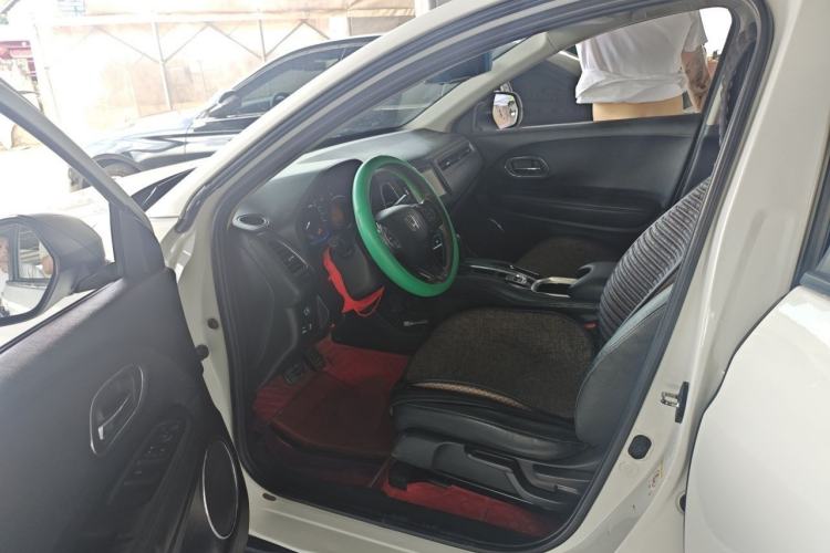 Used Honda Vezel 2015 1.8L CVT 2WD Luxury Model Driver Seat