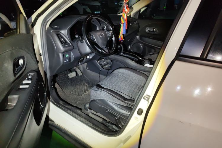 Used Honda Vezel 2015 1.8L CVT 2WD Luxury Model Driver Seat