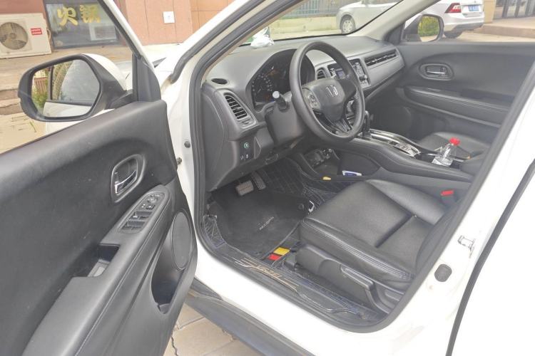 Used Honda Vezel 2015 1.5L CVT two-wheel drive Comfort trim Driver Seat
