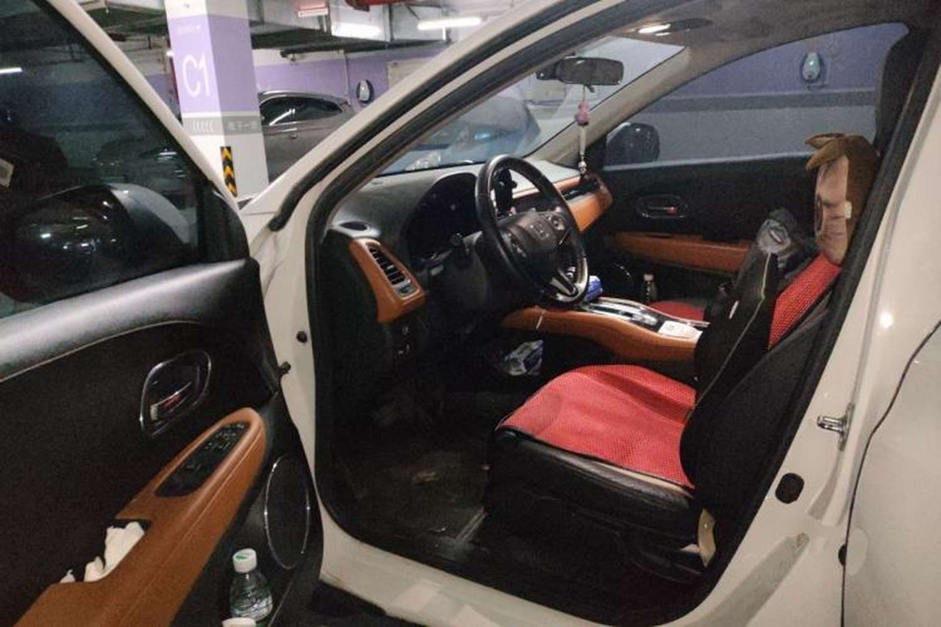 Used Honda Vezel 2015 1.8L CVT 2WD Luxury Model Driver Seat