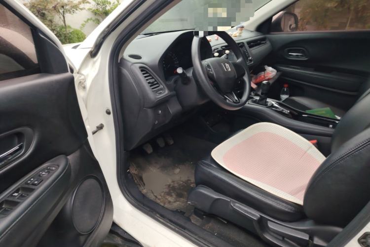Used Honda Vezel 2015 1.5L manual two-wheel drive Comfort trim level Driver Seat