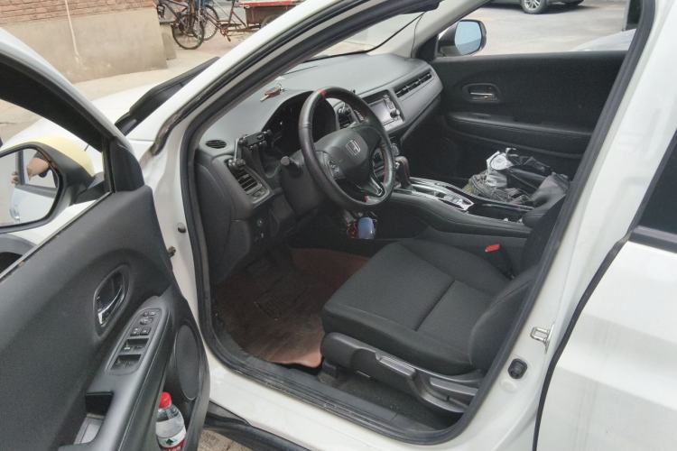 Used Honda Vezel 2015 1.5L CVT two-wheel drive Comfort trim Driver Seat