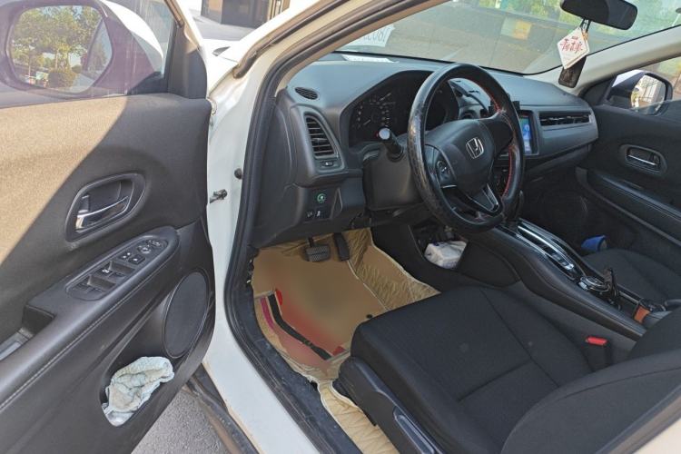 Used Honda Vezel 2015 1.5L CVT two-wheel drive Comfort trim Driver Seat