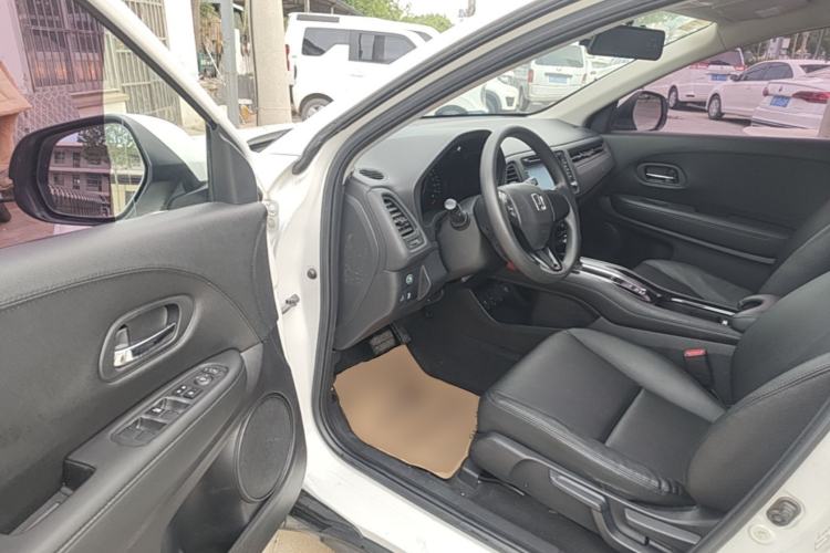 Used Honda Vezel 2015 1.5L CVT two-wheel drive Comfort trim Driver Seat