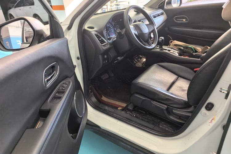 Used Honda Vezel 2015 1.5L CVT two-wheel drive Comfort trim Driver Seat