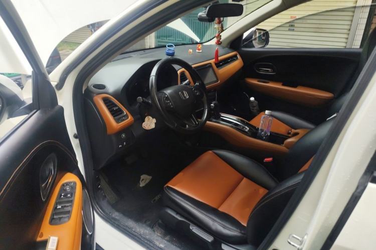 Used Honda Vezel 2015 1.8L CVT 2WD Luxury Model Driver Seat
