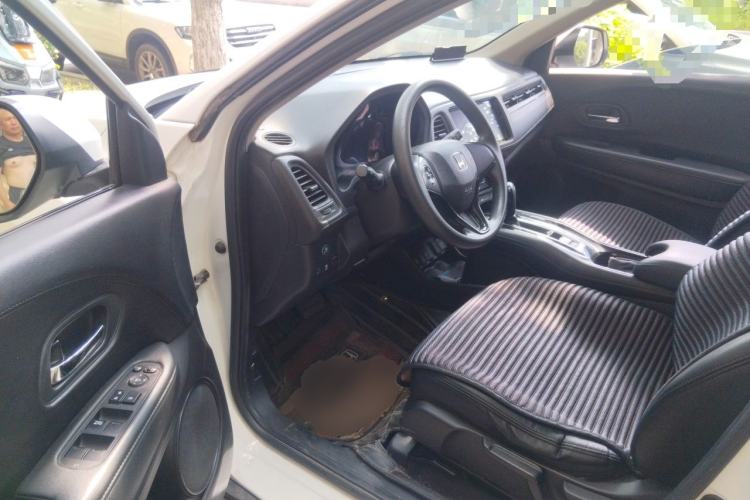 Used Honda Vezel 2015 1.8L CVT 2WD Elite Model Driver Seat