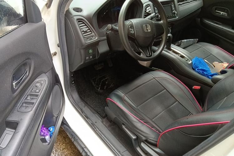 Used Honda Vezel 2015 1.5L CVT two-wheel drive Comfort trim Driver Seat